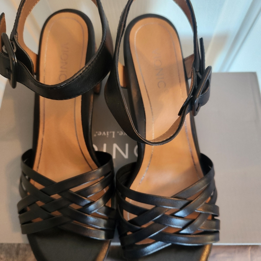 Womens Black Vionic Papaya Peony Nat Heel Sandals Size 8 BNIB - Picture 7 of 12